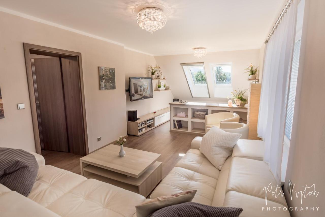 Apartman Na Lipne Frymburk Extérieur photo